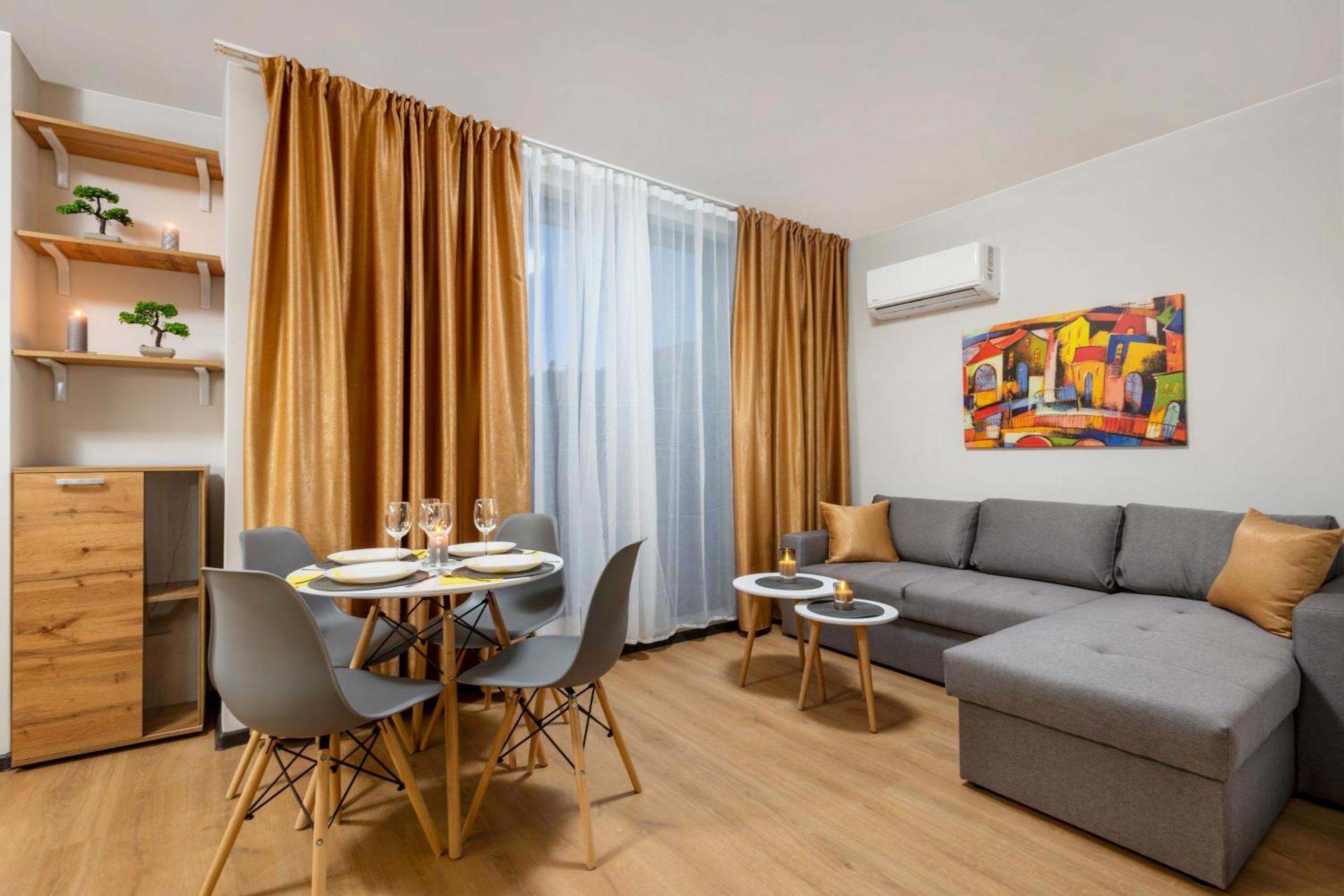 Best Guest 2 Apartments Plovdiv Exterior photo